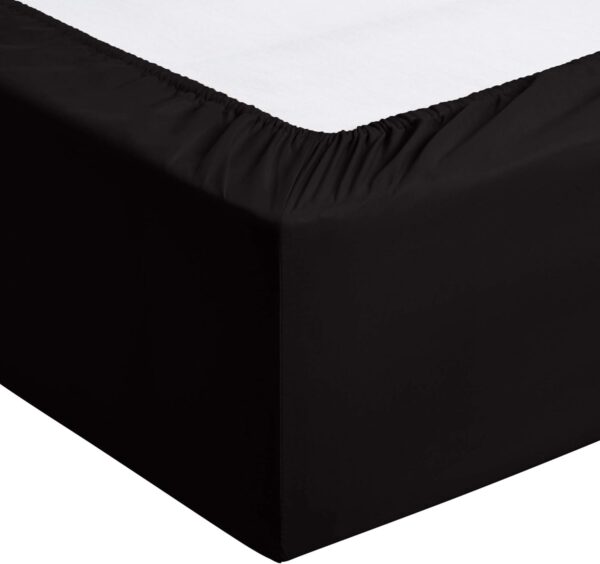 Amazon Basics Lightweight Microfiber 4-Piece Bed Sheet Set, Queen, Black - Image 2