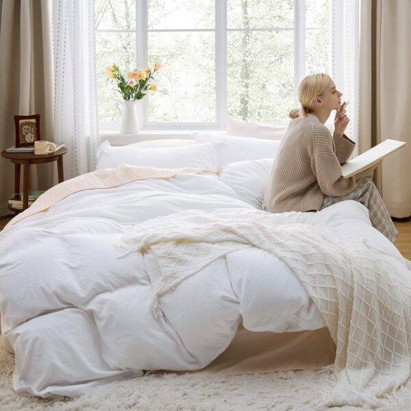 Bedsure White Duvet Cover Queen Size - Soft Prewashed Queen Duvet Cover Set, 3 Pieces - Image 7